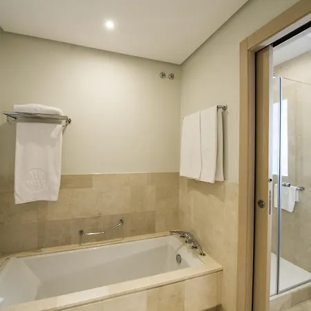 Luxury Golf Getaway, 1 Bdr Guia de Isora (Tenerife)